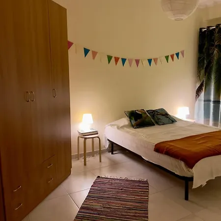 Modern 2 And Kitchen In Lungomare Vlore