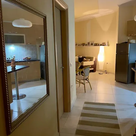 Modern 2 And Kitchen In Lungomare * Vlore